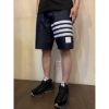 圖片 Thom Browne TB經典深藍色 、灰色棉圈設計 休閒短褲 海灘褲