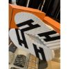 圖片 Hermes 愛馬仕 白色搭配深藍H Logo設計 男生 球鞋