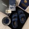 圖片 CHANEL 23P 深牛仔黑釦涼鞋