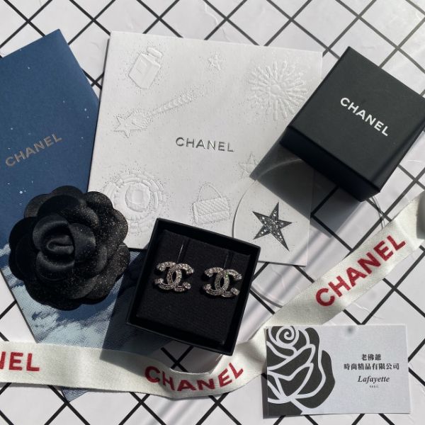 圖片 CHANEL 23P 經典雙Ｃ新款水鑽耳環