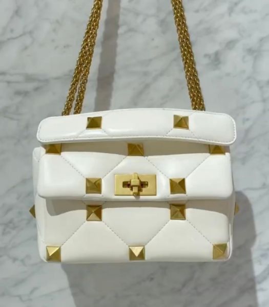 圖片 Valentino Roman Stud 中款納帕羊皮羅馬鉚釘包 白色