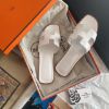圖片 Hermès Oran 白色平底鞋