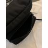 圖片 Moncler 經典 黑色小logo設計 超實用 男生 腰包