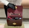 圖片 Mulberry HH3297 光滑壓紋山羊皮中款 Lily 包 牛血色