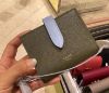 圖片 【現貨在台 】Celine 拚色 珠地小牛皮小型 Strap 短夾/錢包 (軍綠色 / 藍色)